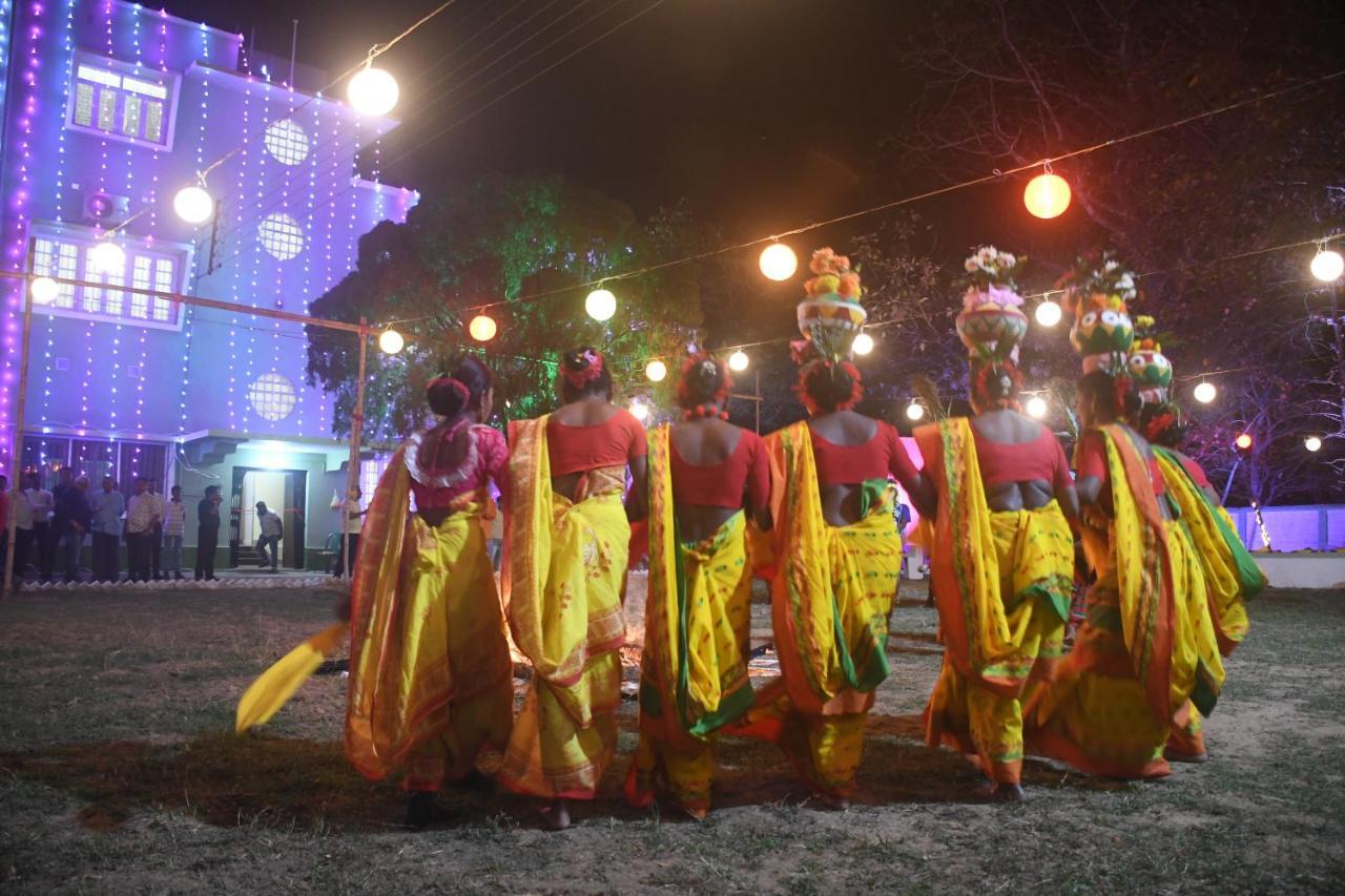 Jhargram Eshani Hotels And Guest House Εξωτερικό φωτογραφία